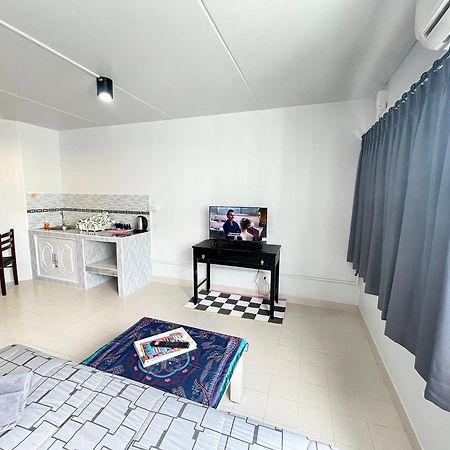 Ferienwohnung Lively Popular C3-C9 Impact Nonthaburi Exterior foto