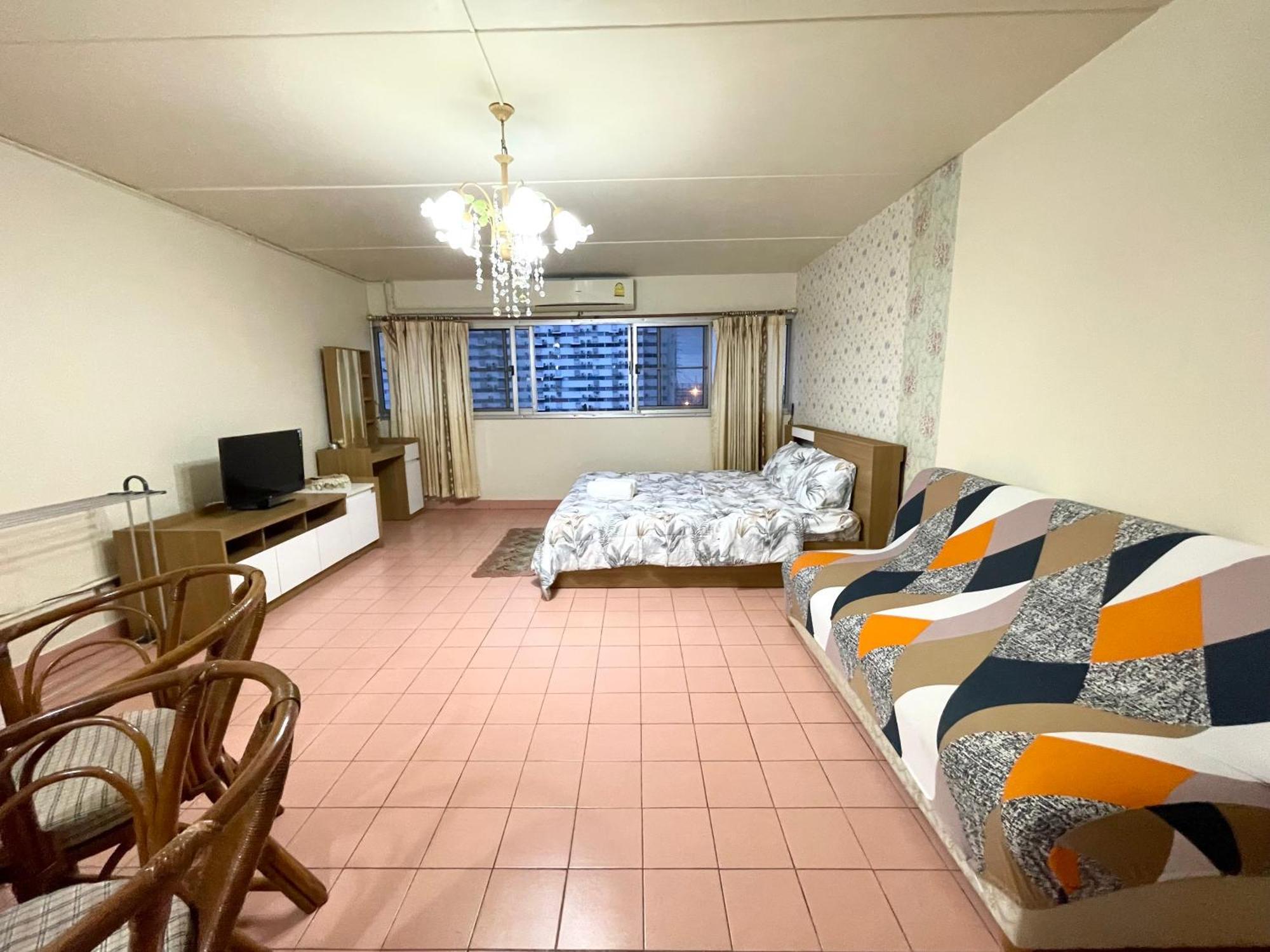 Ferienwohnung Lively Popular C3-C9 Impact Nonthaburi Exterior foto